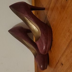 Circa Joan & David Luxe Heels